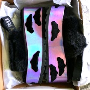 YRU QOZII SLIDE-NIGHT SKY Size 10